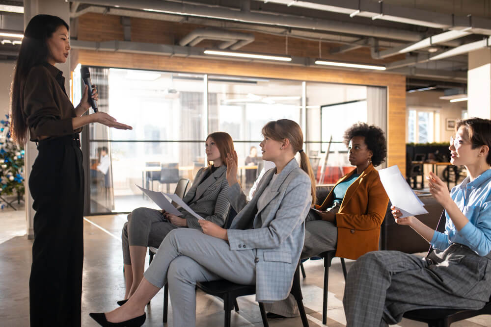 Comment optimiser l’aménagement d’une salle de conférence ? 